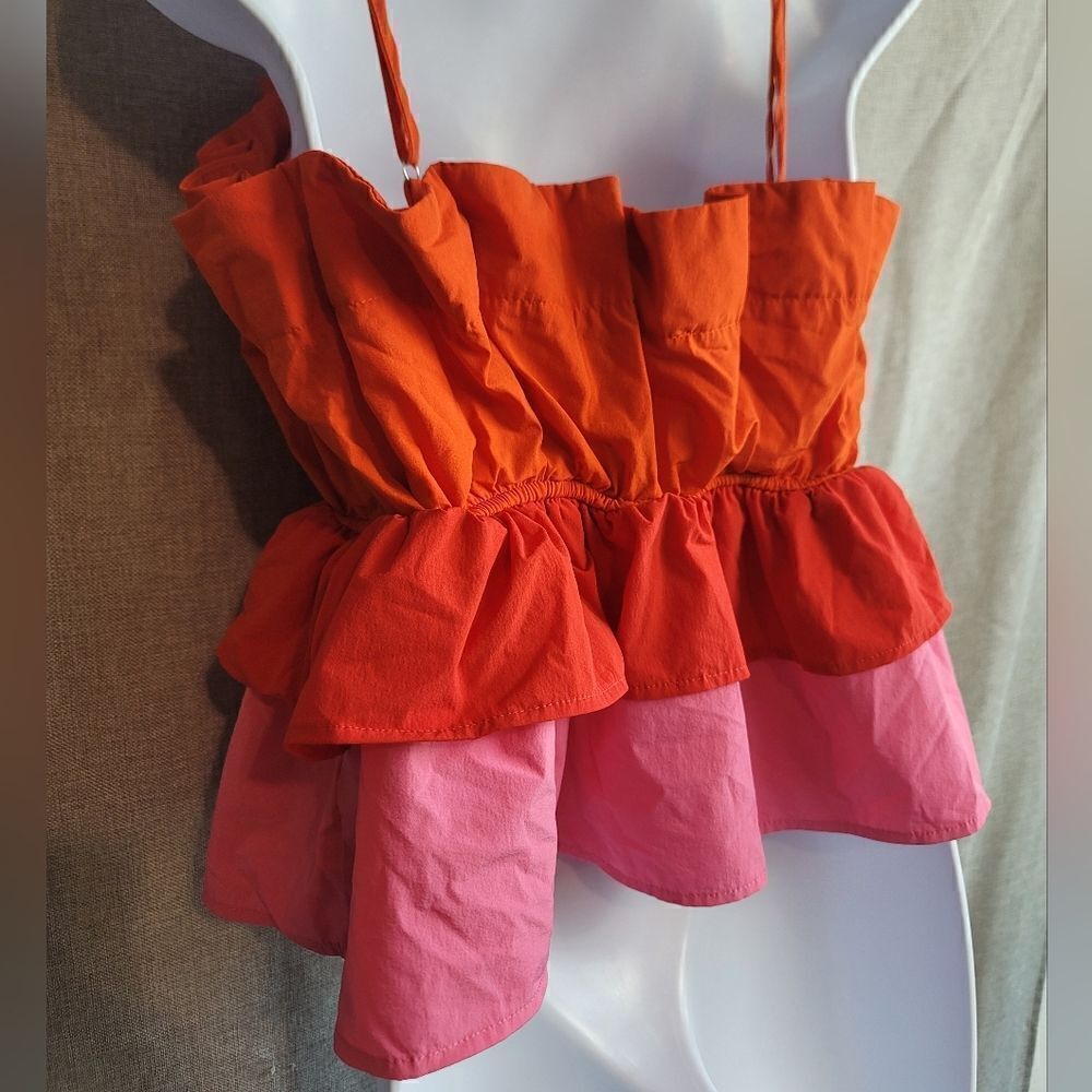 TCEC Pleated Colorblock Tank - Picture 7 of 9